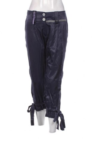 Pantaloni de femei La Mode Est A Vous, Mărime M, Culoare Albastru, Preț 54,48 Lei