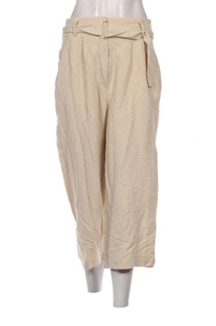 Дамски панталон Mango, Размер M, Цвят Бежов, Цена 91,20 лв.