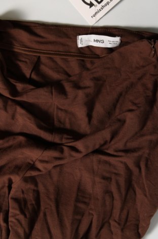 Дамски панталон Mango, Размер XXS, Цвят Кафяв, Цена 13,60 лв.