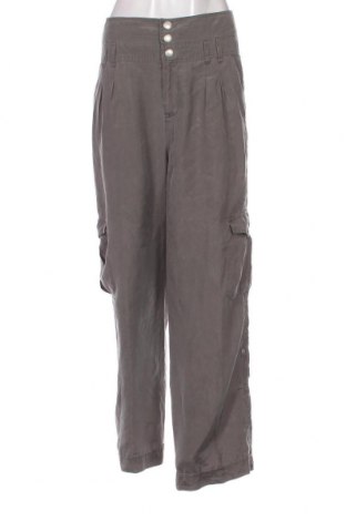 Pantaloni de femei Max&Co., Mărime XL, Culoare Gri, Preț 221,94 Lei