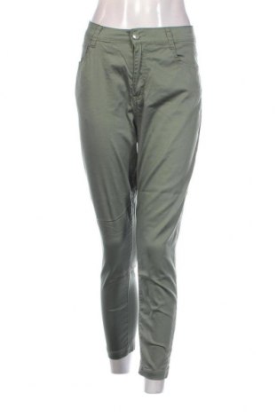 Дамски панталон Moon Girl, Размер M, Цвят Зелен, Цена 16,32 лв.