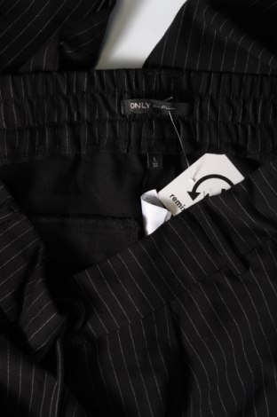 Дамски панталон ONLY, Размер L, Цвят Черен, Цена 7,56 лв.
