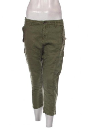 Дамски панталон Pull&Bear, Размер S, Цвят Зелен, Цена 14,79 лв.