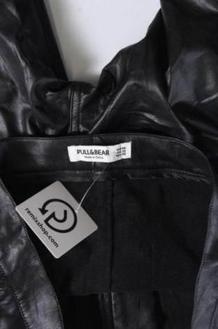 Дамски панталон Pull&Bear, Размер L, Цвят Черен, Цена 7,54 лв.