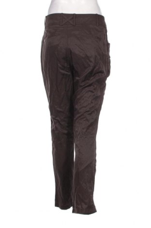 Pantaloni de femei R 867, Mărime M, Culoare Maro, Preț 165,90 Lei