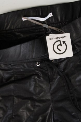 Дамски панталон Raffaello Rossi, Размер XS, Цвят Черен, Цена 22,44 лв.