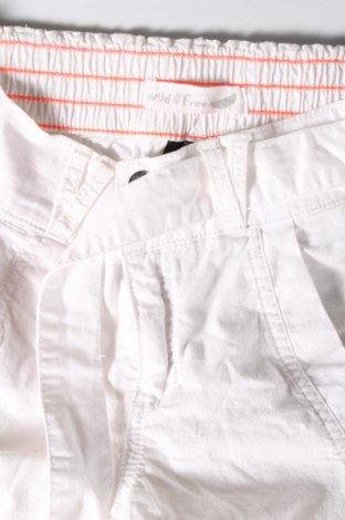 Pantaloni de femei Street One, Mărime S, Culoare Alb, Preț 104,73 Lei