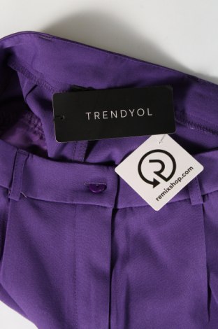 Γυναικείο παντελόνι Trendyol, Μέγεθος S, Χρώμα Βιολετί, Τιμή 40,41 €