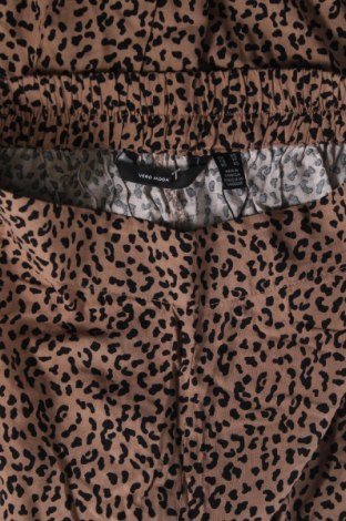Дамски панталон Vero Moda, Размер XS, Цвят Бежов, Цена 37,20 лв.