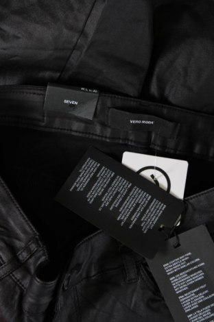 Γυναικείο παντελόνι Vero Moda, Μέγεθος L, Χρώμα Μαύρο, Τιμή 7,67 €