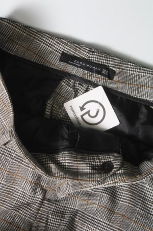 Damenhose Zara, Größe M, Farbe Mehrfarbig, Preis 6,76 €