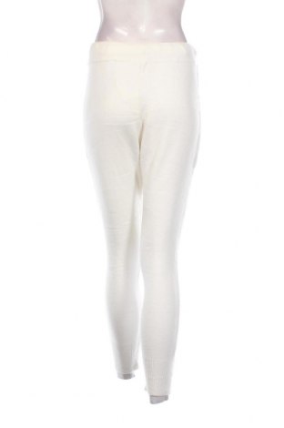 Damenhose Zara Knitwear, Größe M, Farbe Weiß, Preis 5,64 €