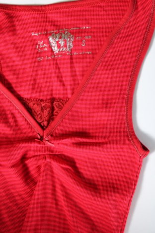 Γυναικείο αμάνικο μπλουζάκι Edc By Esprit, Μέγεθος S, Χρώμα Κόκκινο, Τιμή 3,57 €