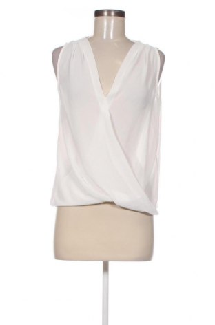 Γυναικείο αμάνικο μπλουζάκι New Look, Μέγεθος M, Χρώμα Λευκό, Τιμή 3,57 €