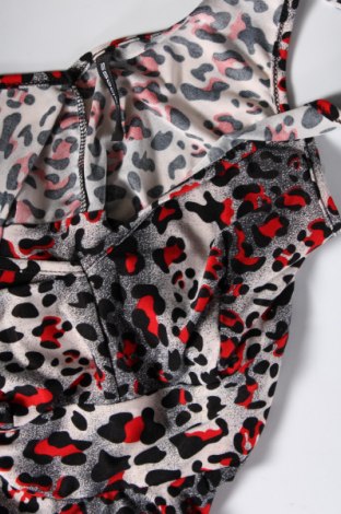 Γυναικείο αμάνικο μπλουζάκι Noobass, Μέγεθος S, Χρώμα Πολύχρωμο, Τιμή 4,59 €