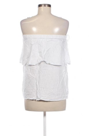 Γυναικείο αμάνικο μπλουζάκι Top Secret, Μέγεθος M, Χρώμα Λευκό, Τιμή 5,12 €