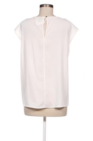 Γυναικείο αμάνικο μπλουζάκι United Colors Of Benetton, Μέγεθος M, Χρώμα Λευκό, Τιμή 3,63 €