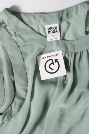 Γυναικείο αμάνικο μπλουζάκι Vero Moda, Μέγεθος XS, Χρώμα Πράσινο, Τιμή 1,99 €