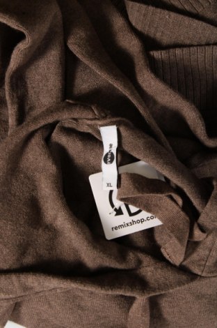 Γυναικείο πουλόβερ, Μέγεθος XL, Χρώμα Καφέ, Τιμή 10,05 €
