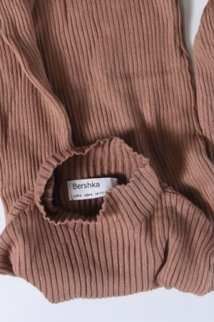 Damenpullover Bershka, Größe S, Farbe Beige, Preis 8,07 €