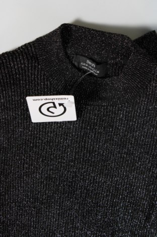 Γυναικείο πουλόβερ Bershka, Μέγεθος M, Χρώμα Μαύρο, Τιμή 9,30 €