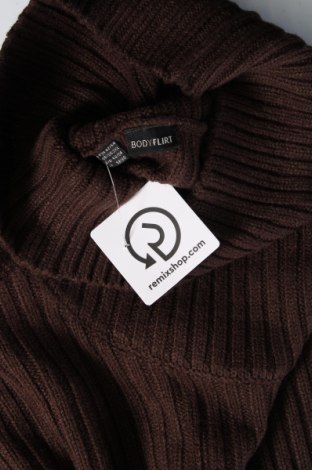 Дамски пуловер Body Flirt, Размер 3XL, Цвят Кафяв, Цена 13,05 лв.