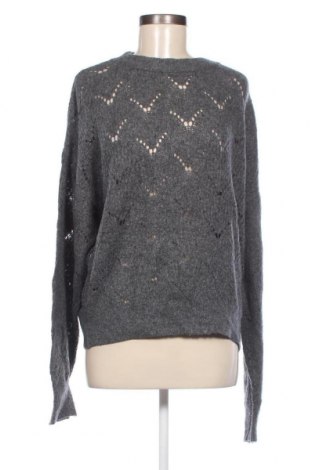 Damski sweter Delicate Love, Rozmiar M, Kolor Szary, Cena 162,74 zł