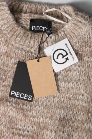 Дамски пуловер Pieces, Размер XS, Цвят Бежов, Цена 26,66 лв.