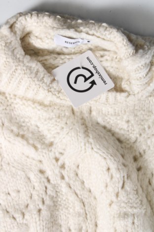 Γυναικείο πουλόβερ Reserved, Μέγεθος S, Χρώμα Εκρού, Τιμή 7,71 €