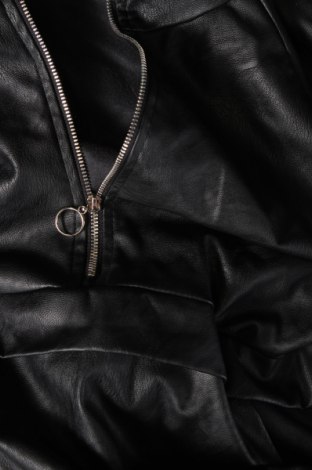 Γυναικείο δερμάτινο μπουφάν, Μέγεθος M, Χρώμα Μαύρο, Τιμή 18,19 €