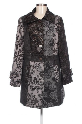 Дамско палто, Размер XL, Цвят Многоцветен, Цена 107,00 лв.