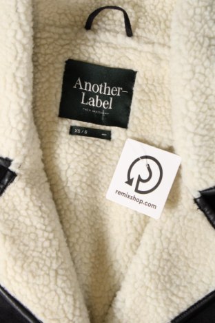 Dámsky kabát  Another Label, Veľkosť XS, Farba Čierna, Cena  24,67 €
