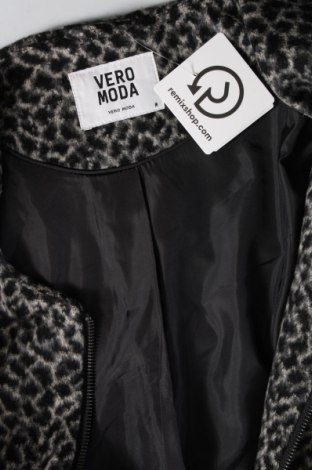 Дамско палто Vero Moda, Размер M, Цвят Многоцветен, Цена 30,80 лв.