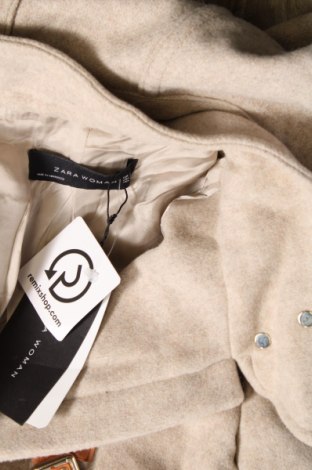 Дамско палто Zara, Размер S, Цвят Бежов, Цена 82,68 лв.