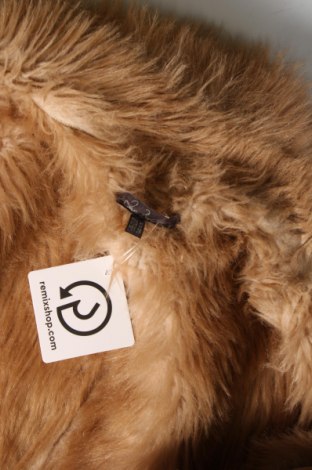 Дамско палто Zara, Размер M, Цвят Бежов, Цена 31,96 лв.