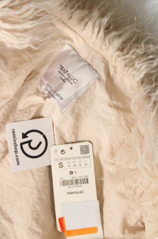 Дамско палто Zara Trafaluc, Размер S, Цвят Бежов, Цена 82,68 лв.