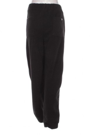Γυναικείο παντελόνι fleece About You, Μέγεθος XXL, Χρώμα Μαύρο, Τιμή 9,96 €