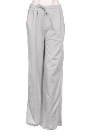 Γυναικείο αθλητικό παντελόνι, Μέγεθος S, Χρώμα Γκρί, Τιμή 7,56 €
