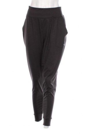 Γυναικείο αθλητικό παντελόνι PUMA, Μέγεθος L, Χρώμα Μαύρο, Τιμή 19,18 €