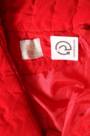 Dámská bunda , Velikost S, Barva Červená, Cena  416,00 Kč