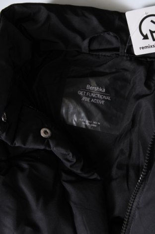 Γυναικείο μπουφάν Bershka, Μέγεθος S, Χρώμα Μαύρο, Τιμή 22,60 €