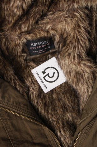 Γυναικείο μπουφάν Bershka, Μέγεθος XL, Χρώμα Πράσινο, Τιμή 20,09 €