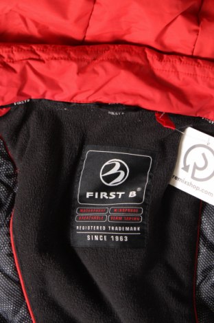 Damenjacke First B, Größe M, Farbe Rot, Preis € 25,05