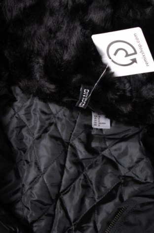 Dámska bunda  H&M Divided, Veľkosť M, Farba Čierna, Cena  14,80 €