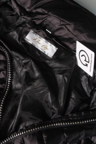 Γυναικείο μπουφάν New Age, Μέγεθος L, Χρώμα Μαύρο, Τιμή 16,15 €