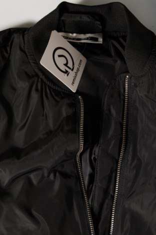 Γυναικείο μπουφάν Noisy May, Μέγεθος XS, Χρώμα Μαύρο, Τιμή 6,23 €