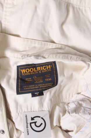 Дамско яке Woolrich, Размер M, Цвят Екрю, Цена 24,49 лв.