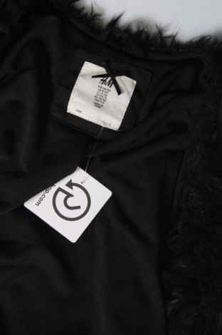 Pulover cu nasturi pentru copii H&M, Mărime 10-11y/ 146-152 cm, Culoare Negru, Preț 22,37 Lei