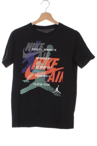 Детска тениска Air Jordan Nike, Размер 12-13y/ 158-164 см, Цвят Черен, Цена 38,40 лв.
