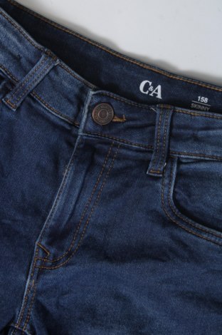 Dziecięce jeansy C&A, Rozmiar 11-12y/ 152-158 cm, Kolor Niebieski, Cena 33,78 zł